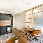 In | Chic & Parking 公寓