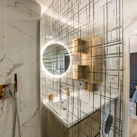 Nouveau Proche Part-dieu Ail Apartment *