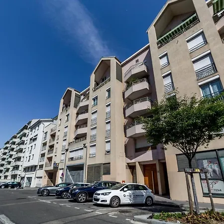 Nouveau Proche Part-dieu Ail Apartment